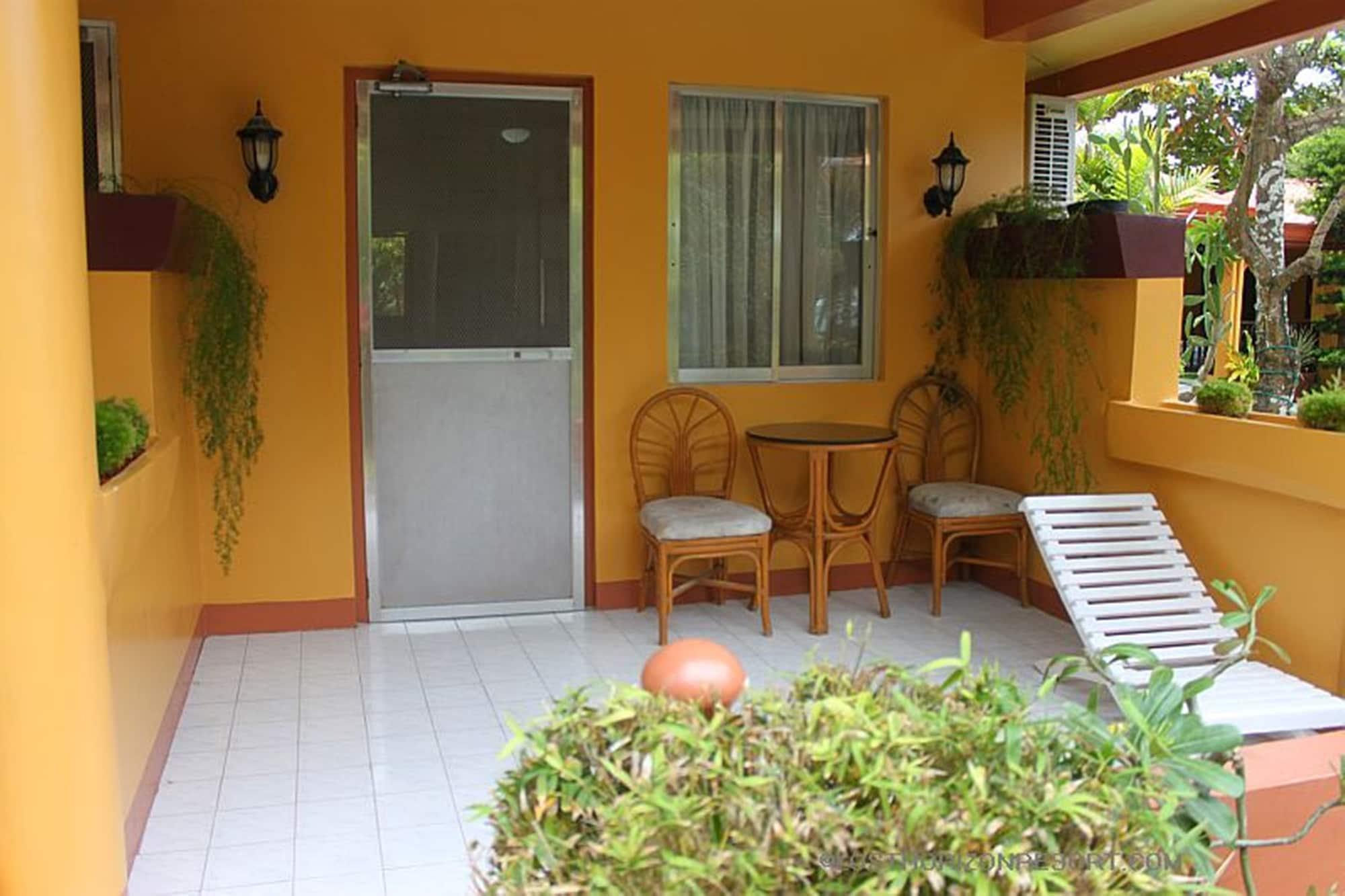 Lost Horizon Beach Dive Resort Bohol Екстериор снимка
