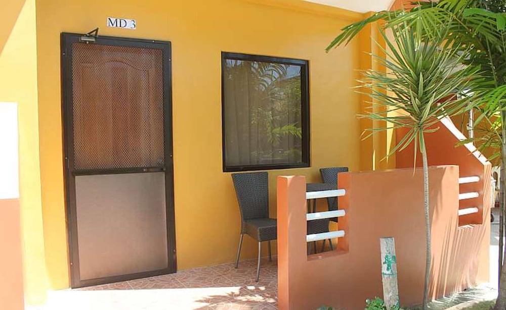 Lost Horizon Beach Dive Resort Bohol Екстериор снимка