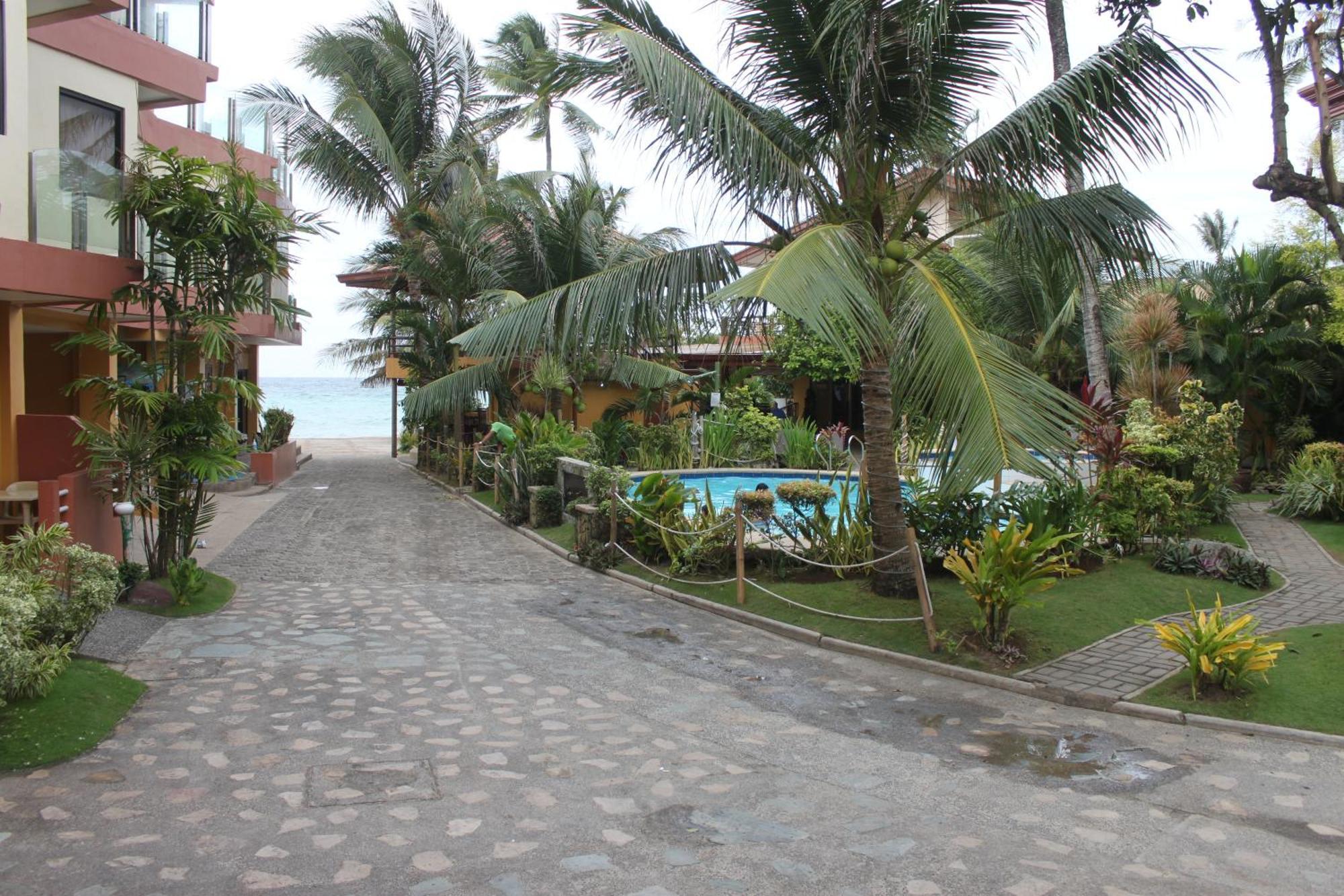 Lost Horizon Beach Dive Resort Bohol Екстериор снимка