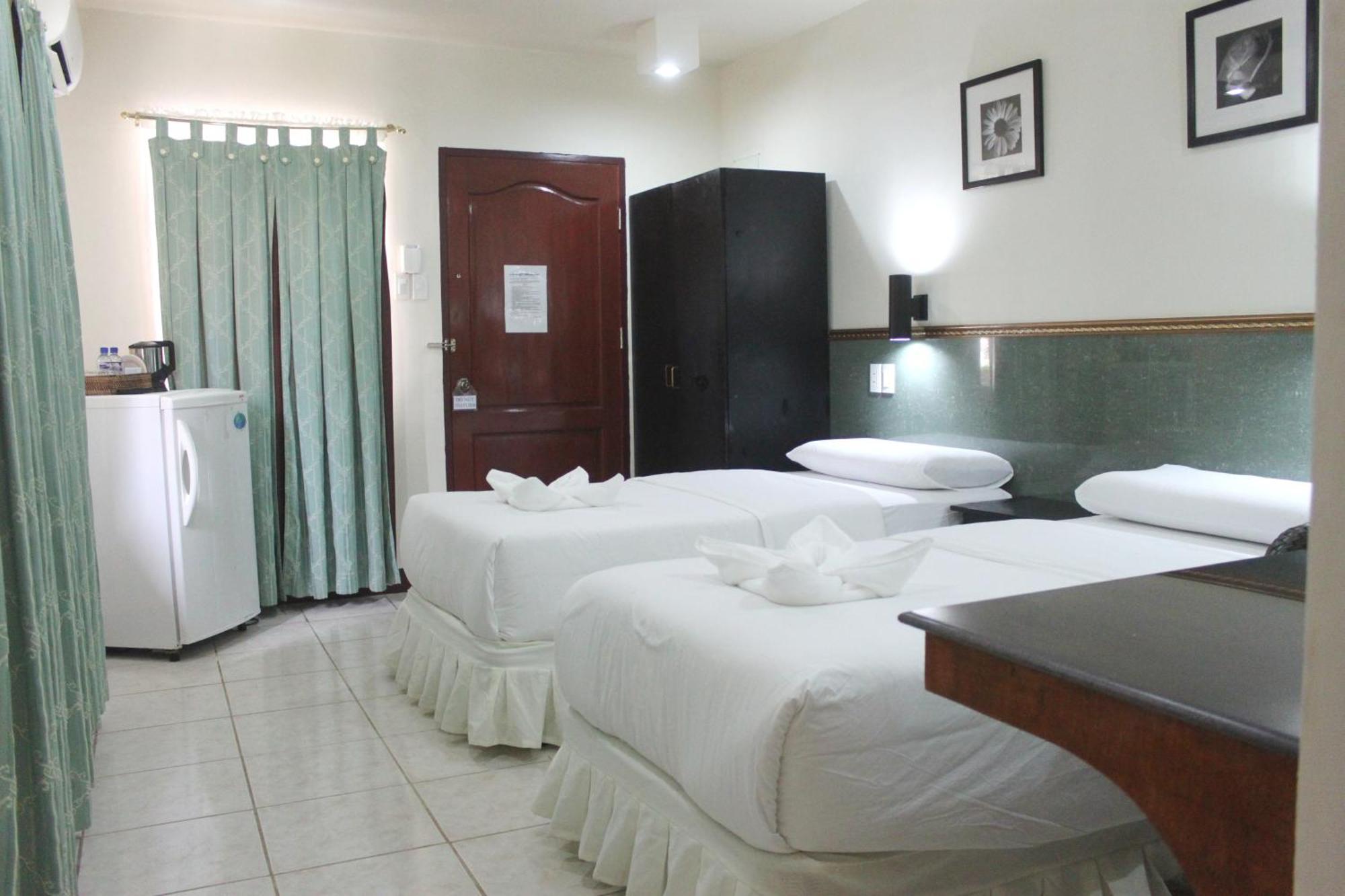 Lost Horizon Beach Dive Resort Bohol Екстериор снимка