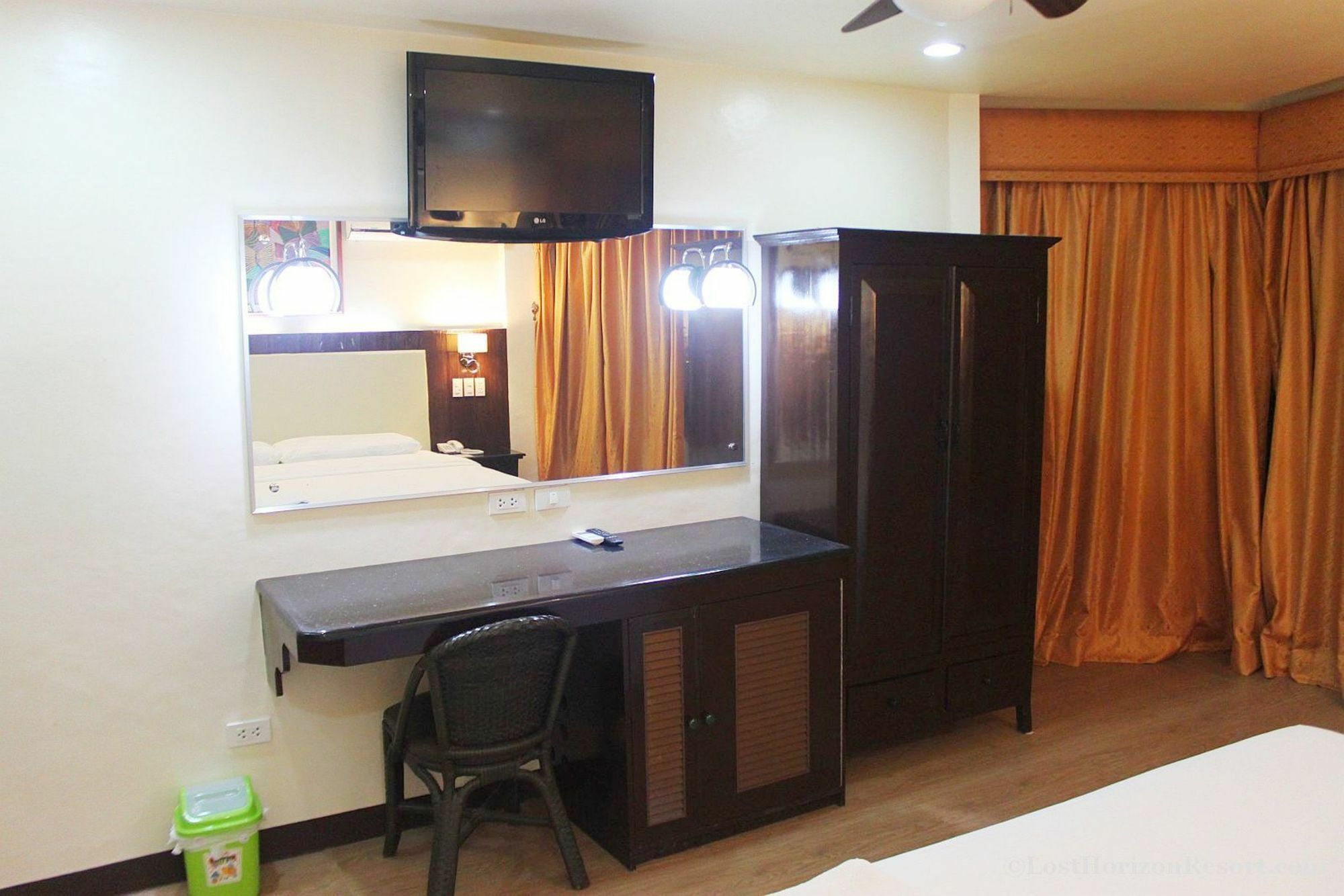 Lost Horizon Beach Dive Resort Bohol Екстериор снимка